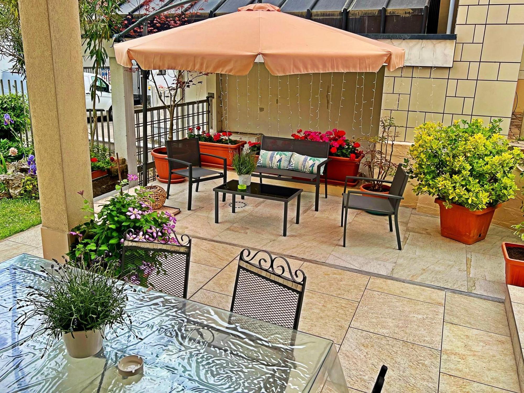 L'Angolo Verde Apartment Монкалиери Екстериор снимка